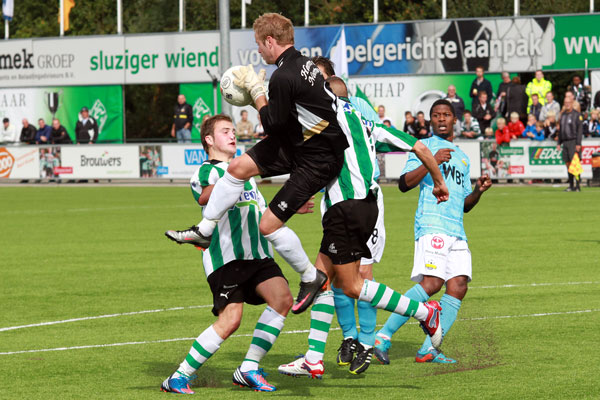 SC Genemuiden - Rijnsburgse Boys (Foto Helmich Lubberts).